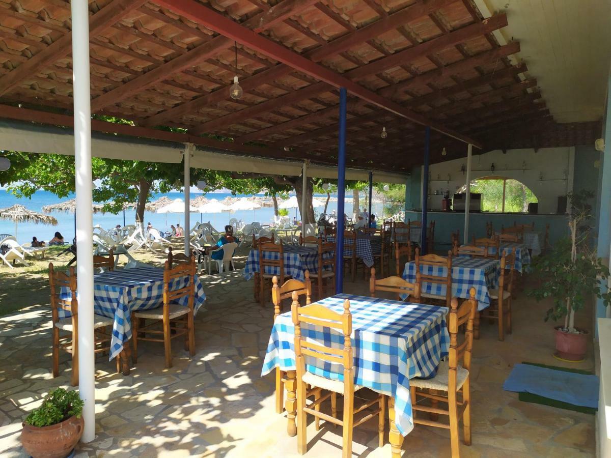 Makinia Beach نافبكْتوس المظهر الخارجي الصورة